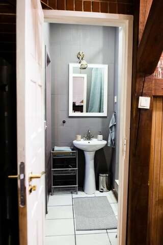 Апартаменты Spacious Klaipeda Apartment Клайпеда Апартаменты с 2 спальнями-21